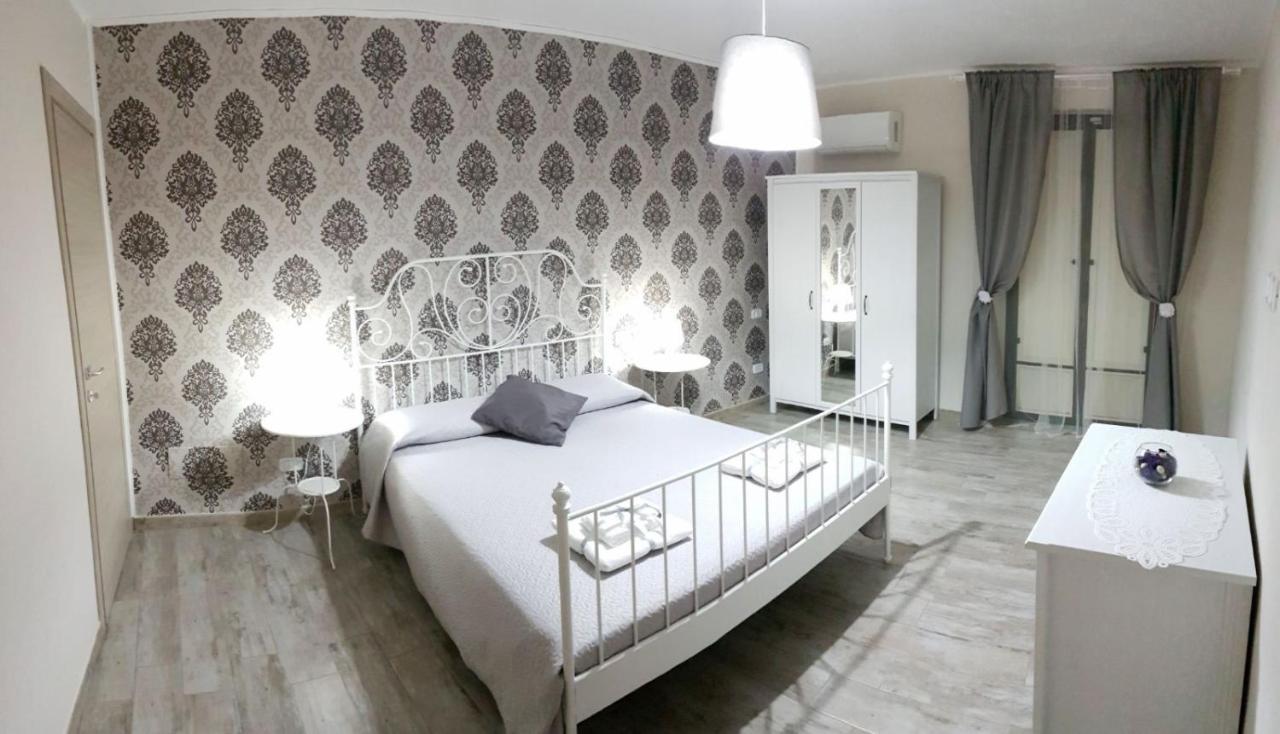 Il Vicoletto Bed & Breakfast Frascineto Exterior foto