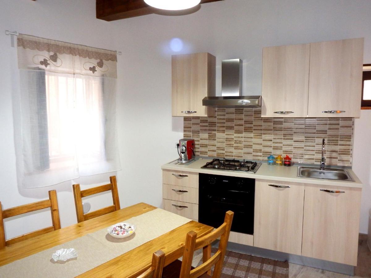 Il Vicoletto Bed & Breakfast Frascineto Exterior foto