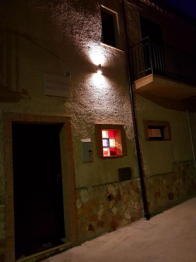 Il Vicoletto Bed & Breakfast Frascineto Exterior foto